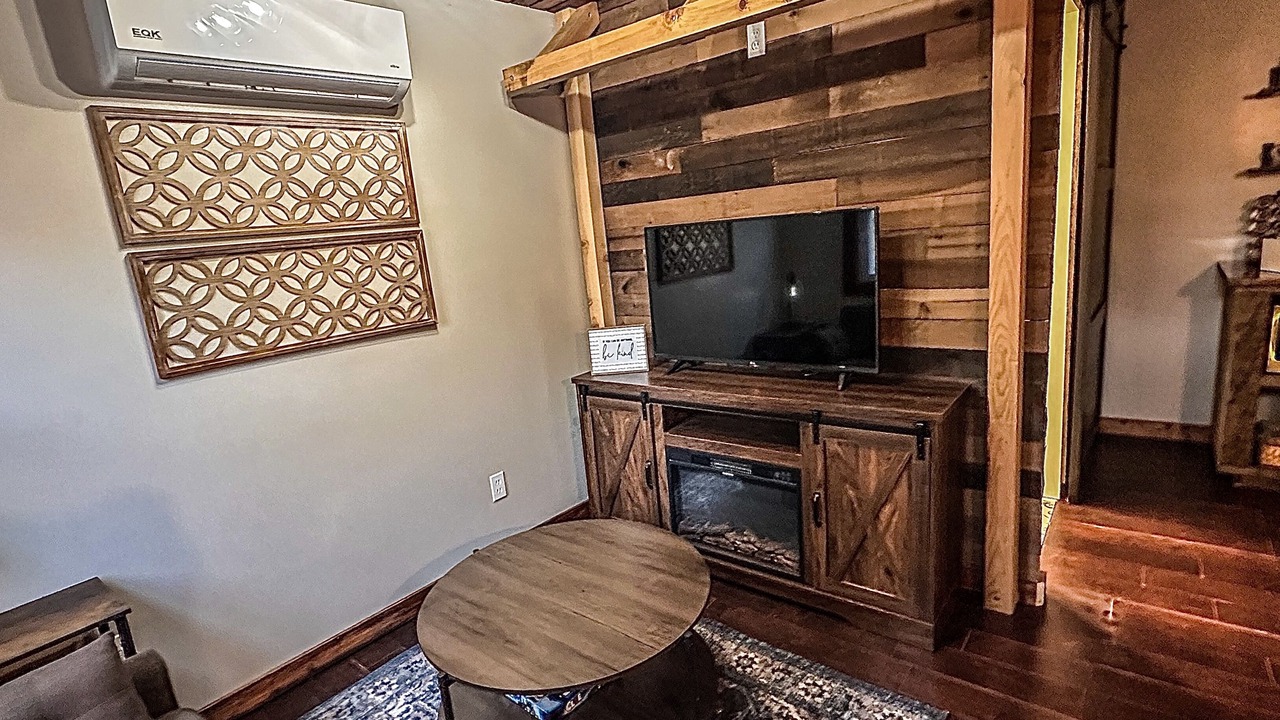 Photo of Livingroom in Carlinville