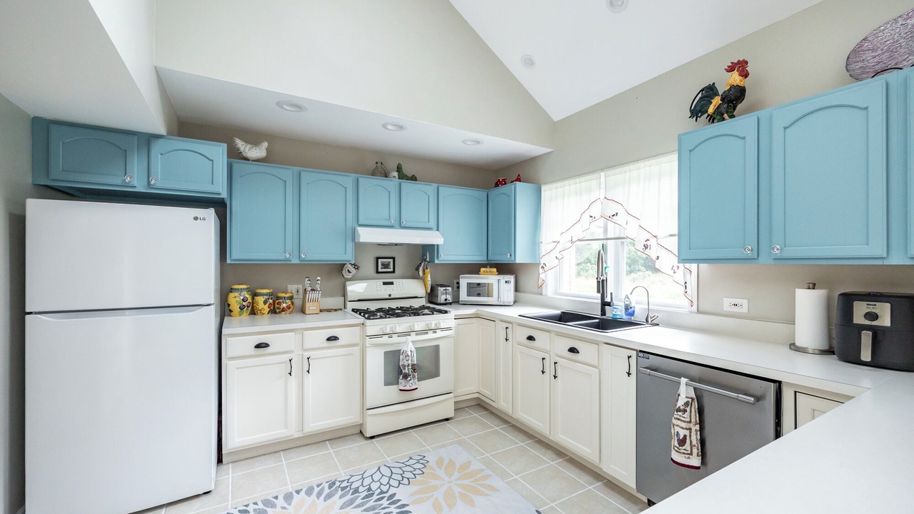 Photo of Kitchen in Hoffman Estates