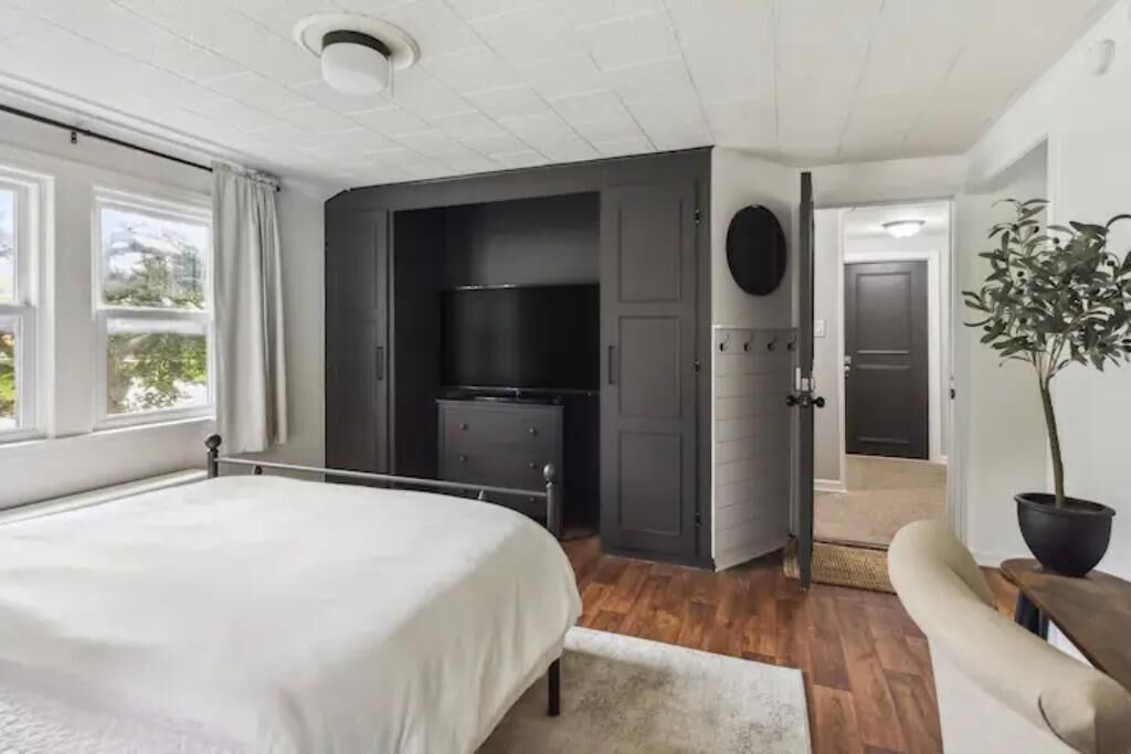 Photo of Bedroom in Lockport