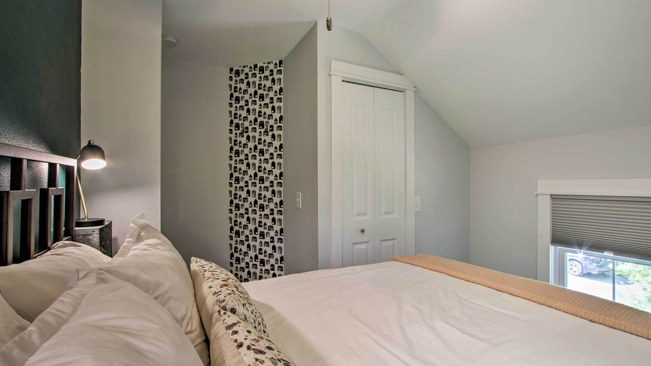 Photo of Bedroom in Galena