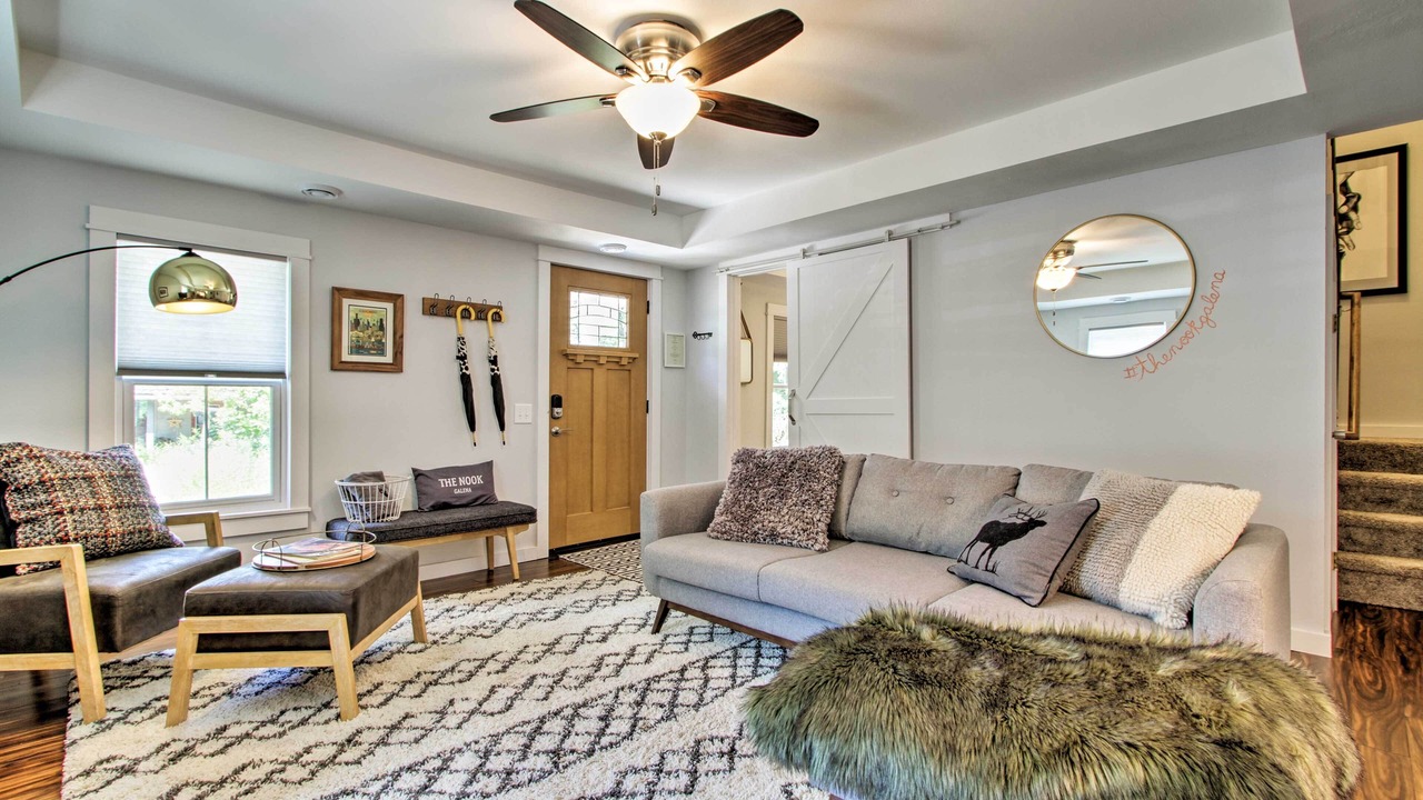 Photo of Livingroom in Galena