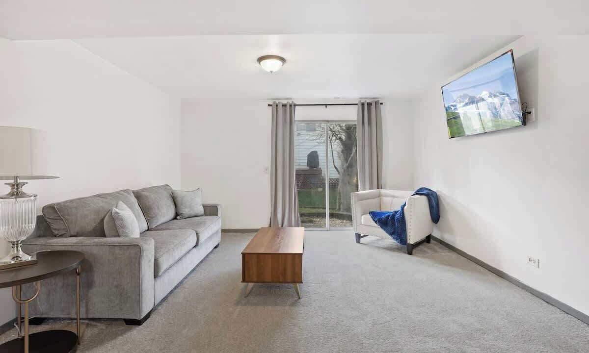 Photo of Livingroom in Forestview