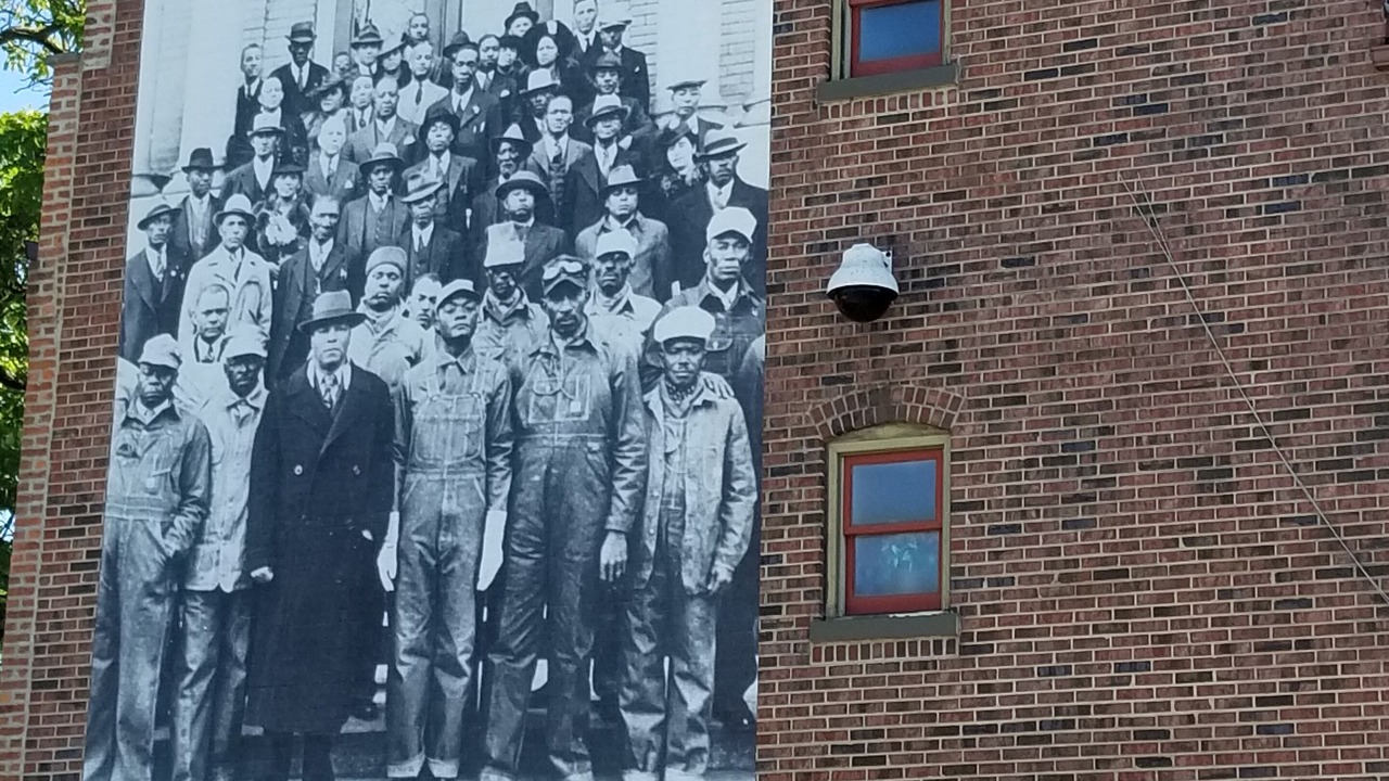Photo of Others in Pullman