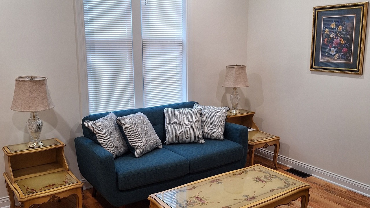 Photo of Livingroom in Pullman