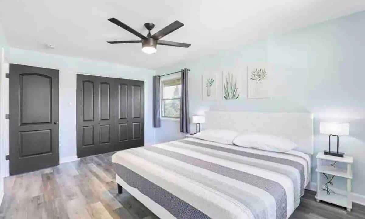 Photo of Bedroom in Wasco