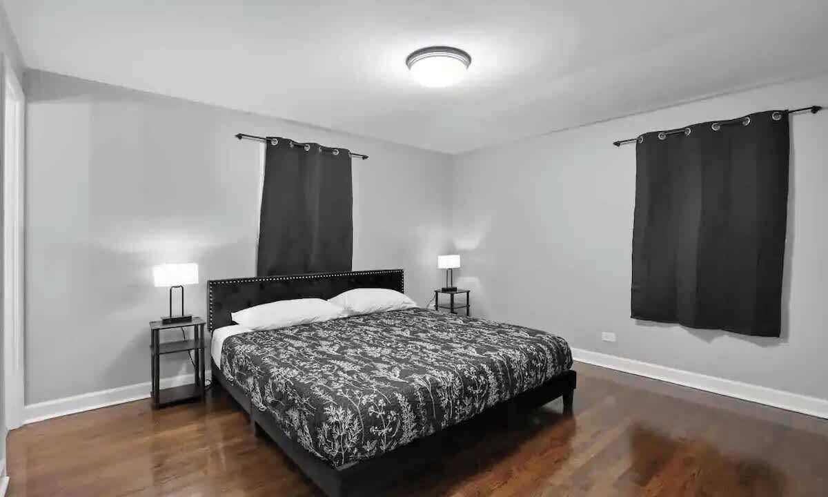 Photo of Bedroom in Fox Valley