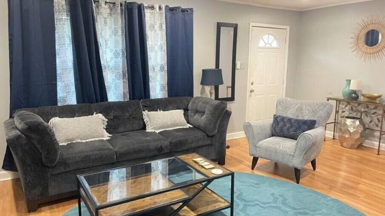 Photo of Livingroom in Richton Park