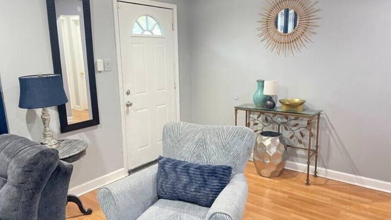Photo of Livingroom in Richton Park