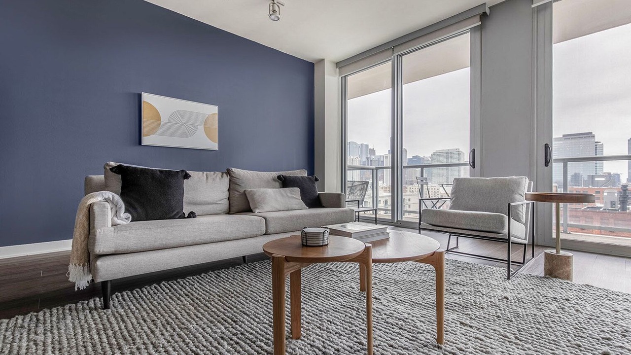 Photo of Livingroom in River West