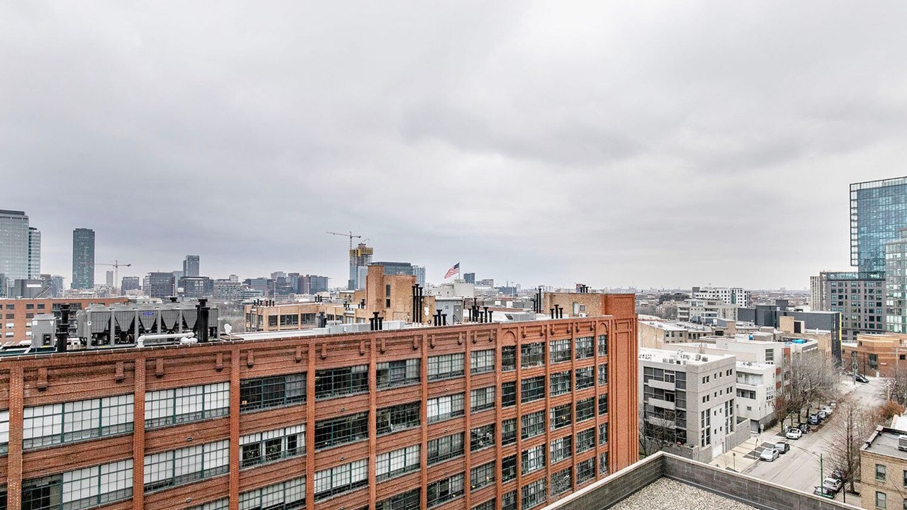 Photo of Outdoor in River West