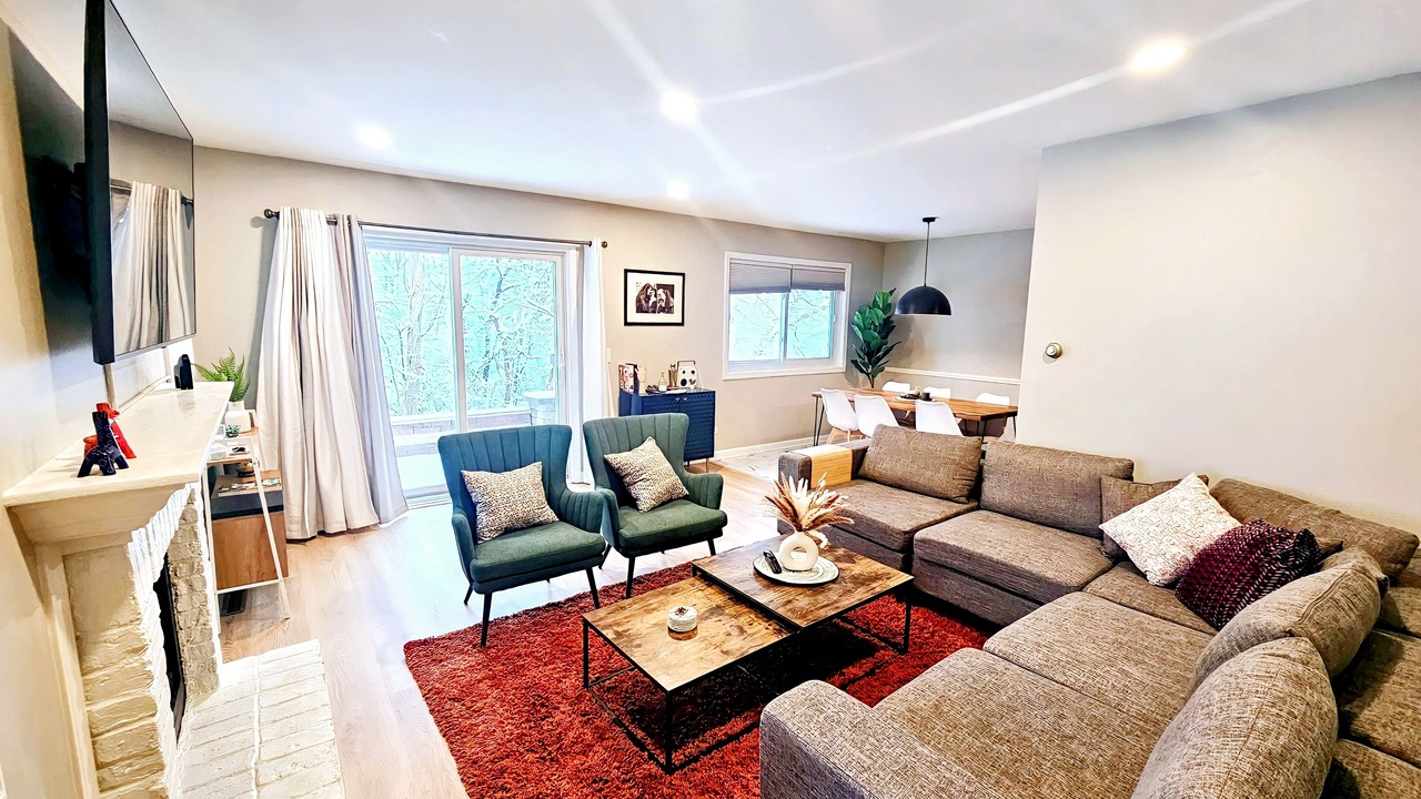 Photo of Livingroom in Naperville