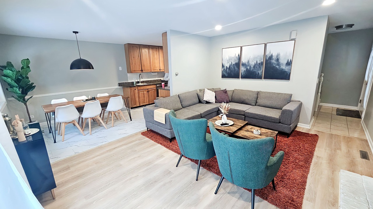 Photo of Livingroom in Naperville