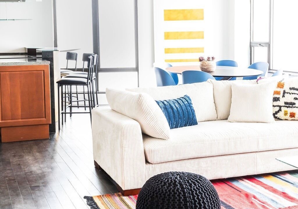 Photo of Livingroom in Rush and Division
