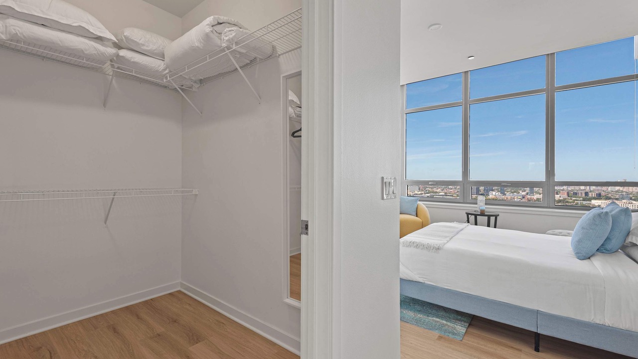 Photo of Bedroom in Downtown Chicago