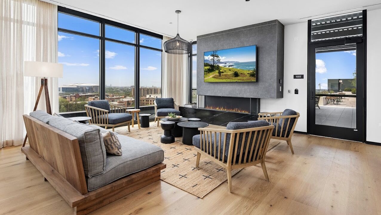 Photo of Livingroom in West Town