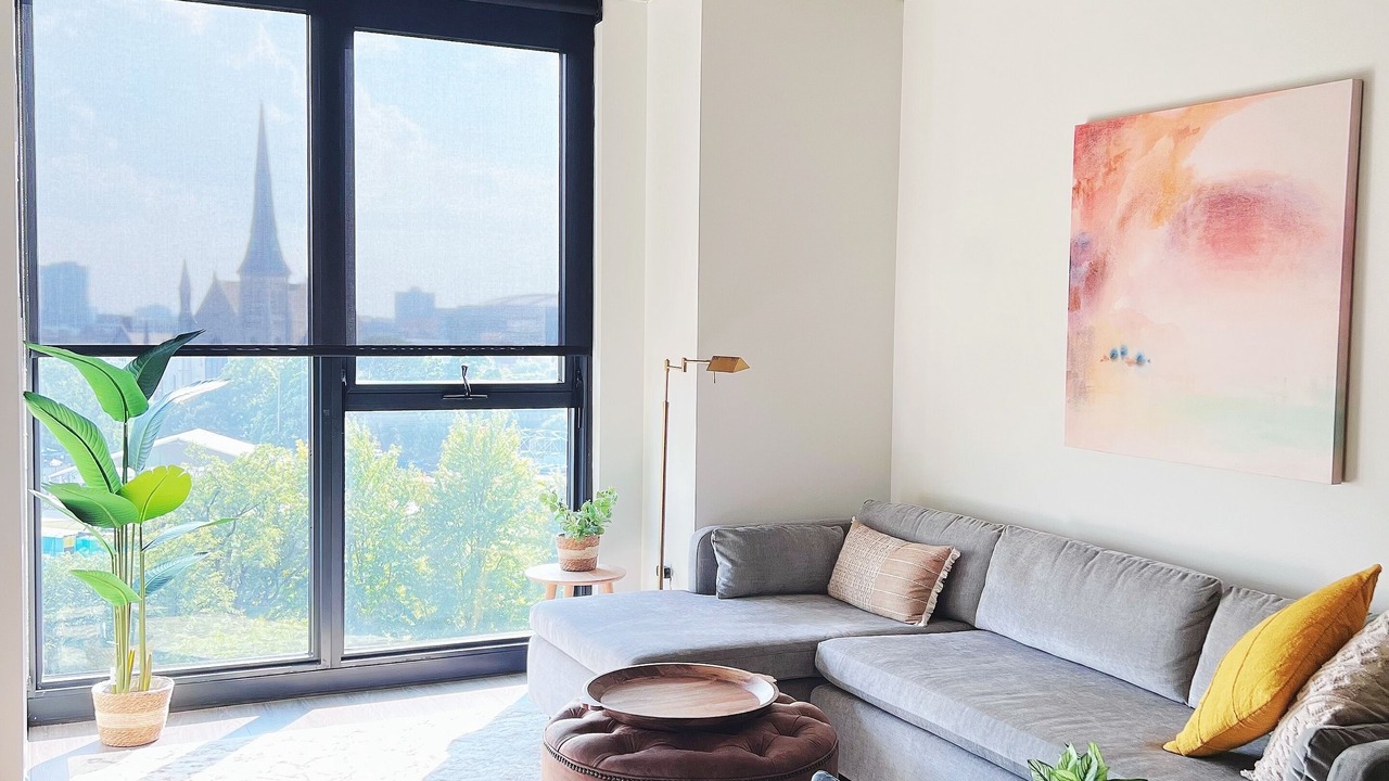 Photo of Livingroom in West Town