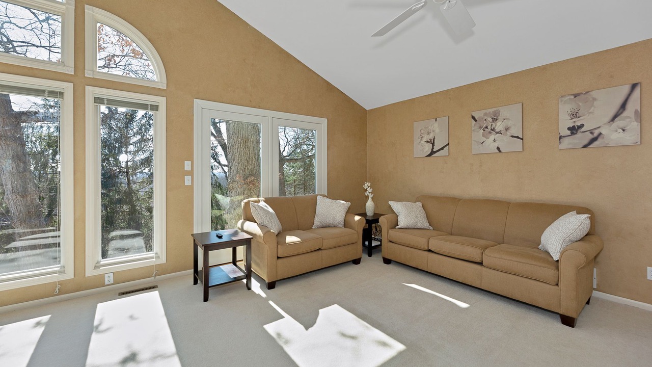 Photo of Livingroom in Ottawa