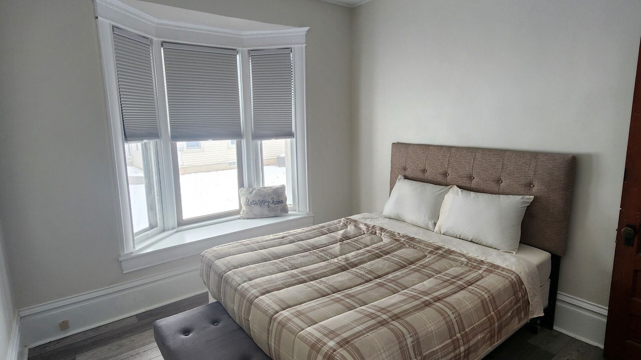 Photo of Bedroom in Huntley