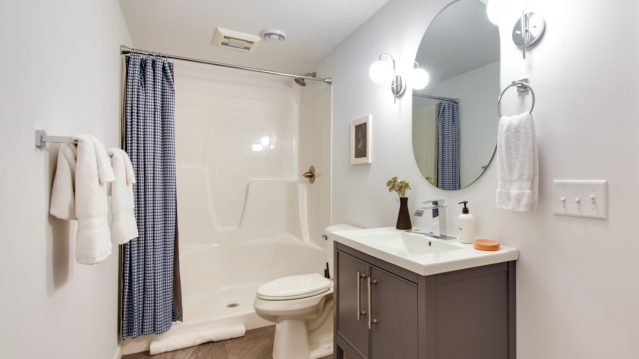 Photo of Bathroom in The Galena Territory
