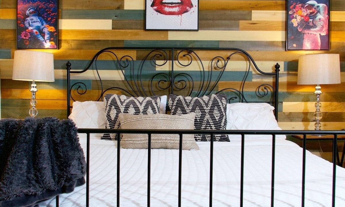 Photo of Bedroom in Near West Side