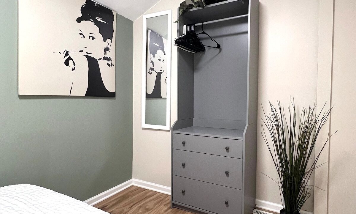 Photo of Bedroom in Near West Side