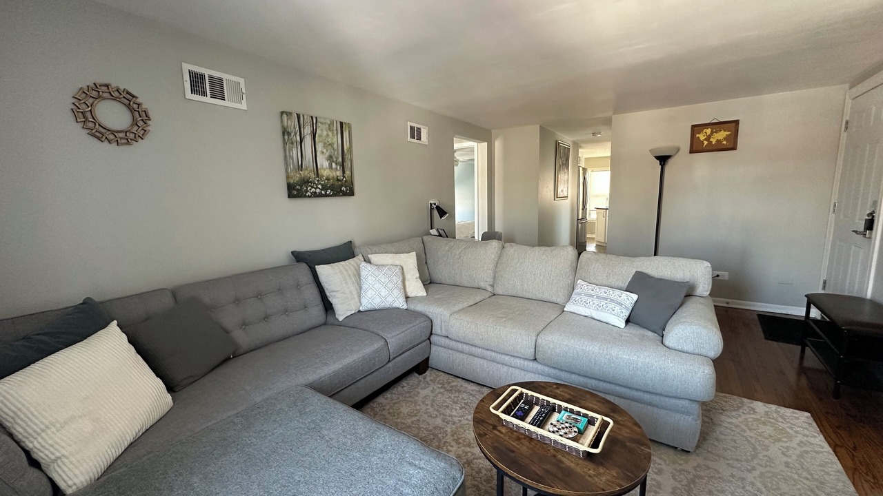 Photo of Livingroom in Downers Grove