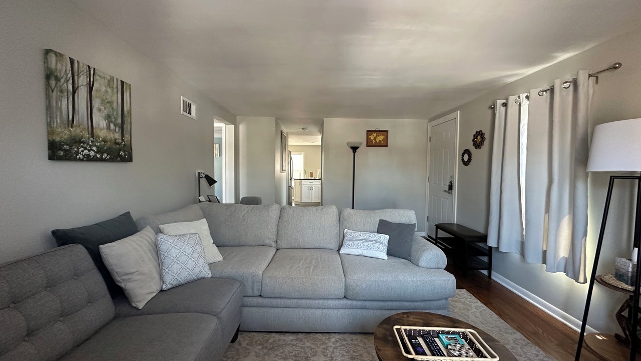 Photo of Livingroom in Downers Grove