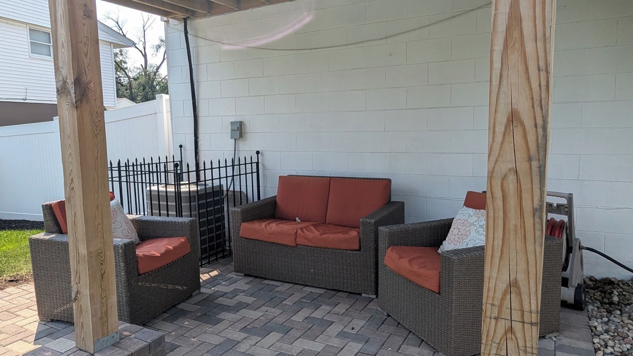 Photo of Patio Balcony in Romeoville