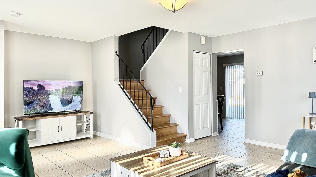 Photo of Livingroom in Fox Valley