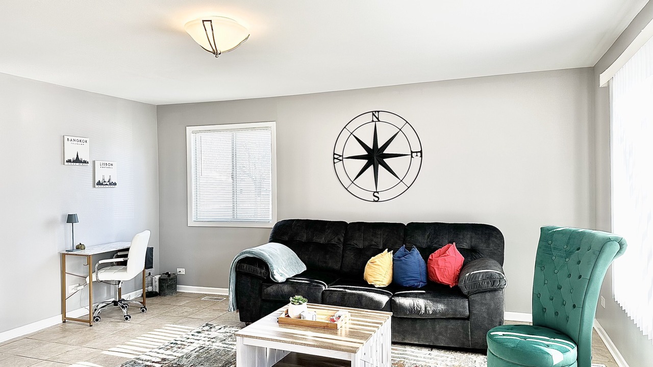 Photo of Livingroom in Fox Valley