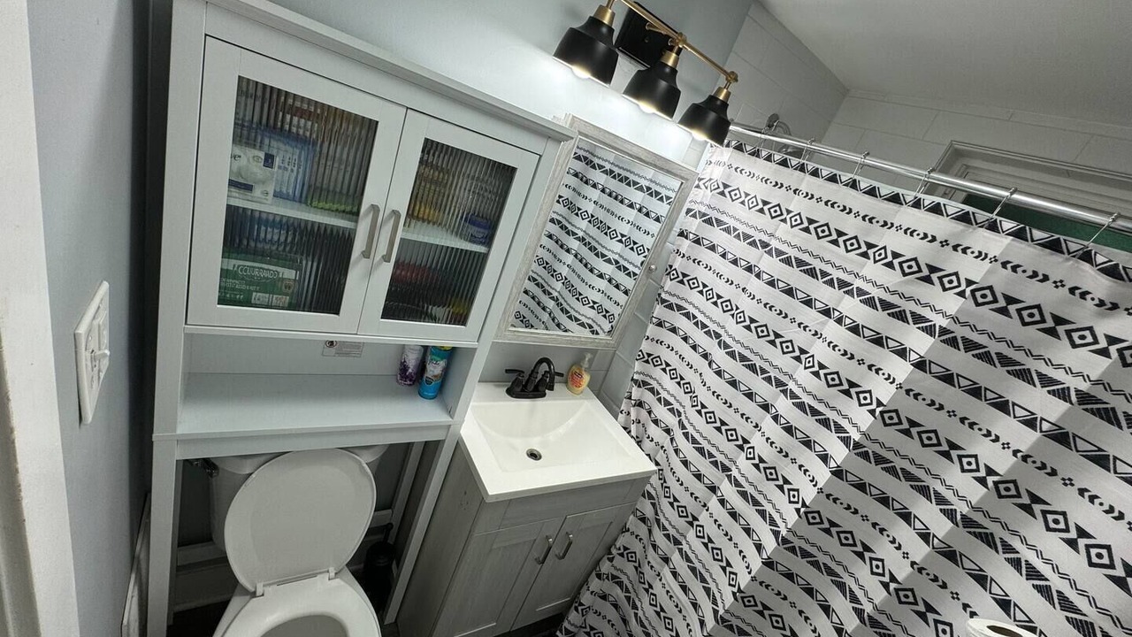 Photo of Bathroom in Bronzeville