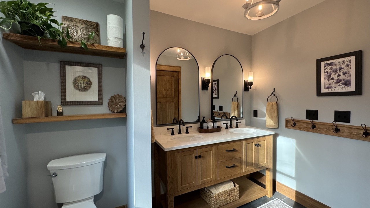 Photo of Bathroom in Carbondale