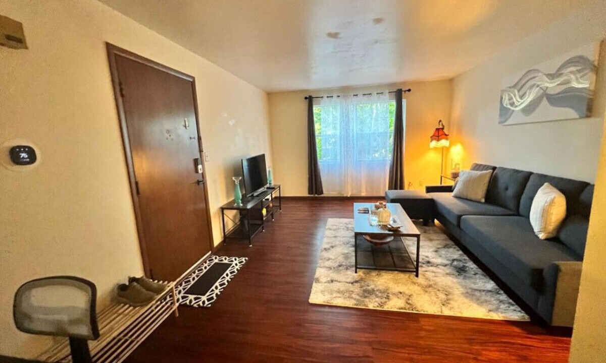 Photo of Livingroom in Orange Prairie