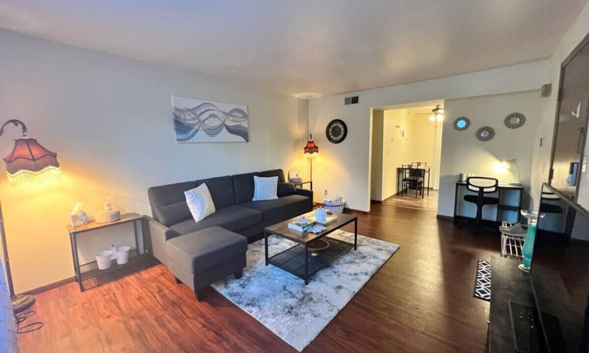 Photo of Livingroom in Orange Prairie