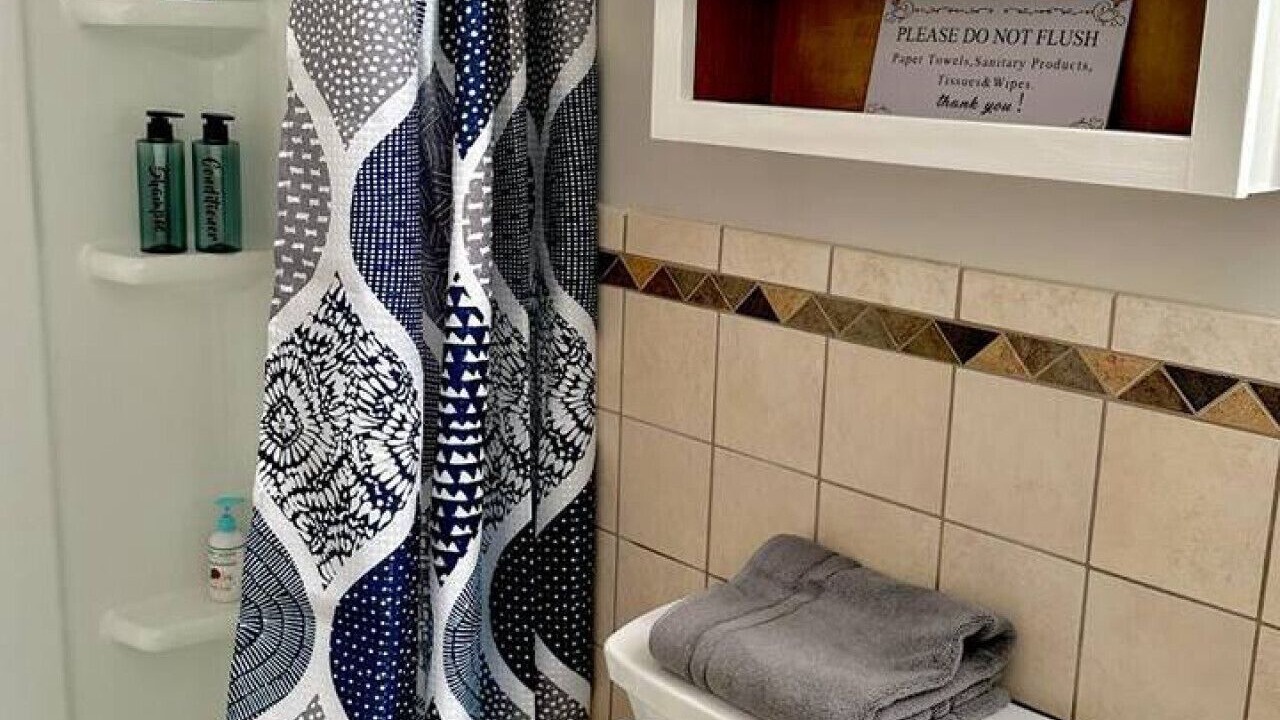Photo of Bathroom in Orange Prairie