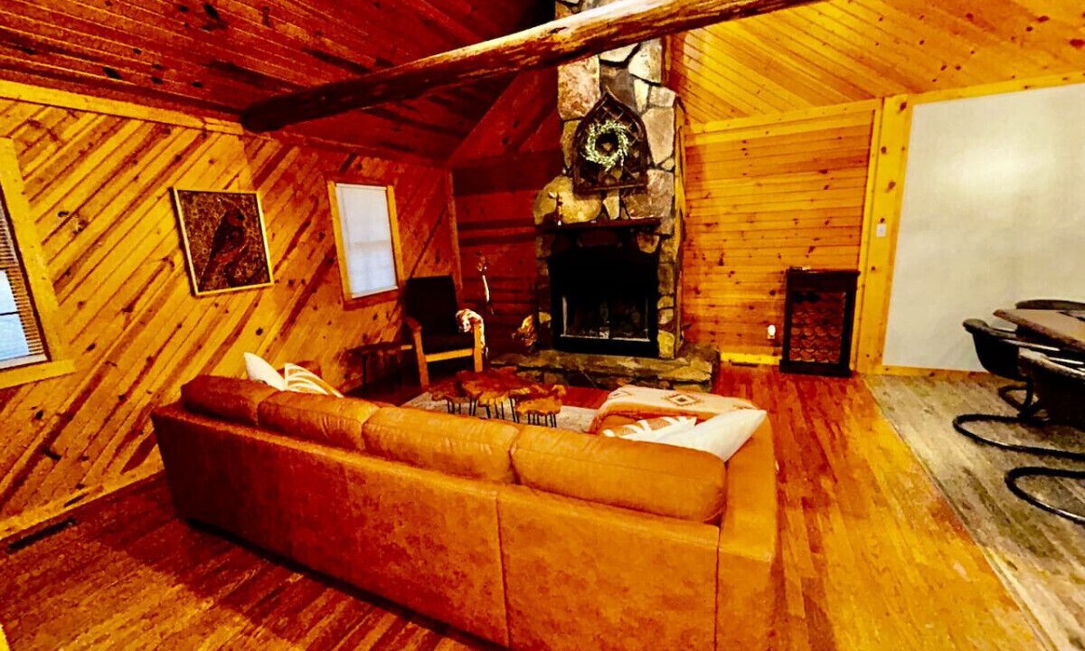 Photo of Livingroom in Carterville