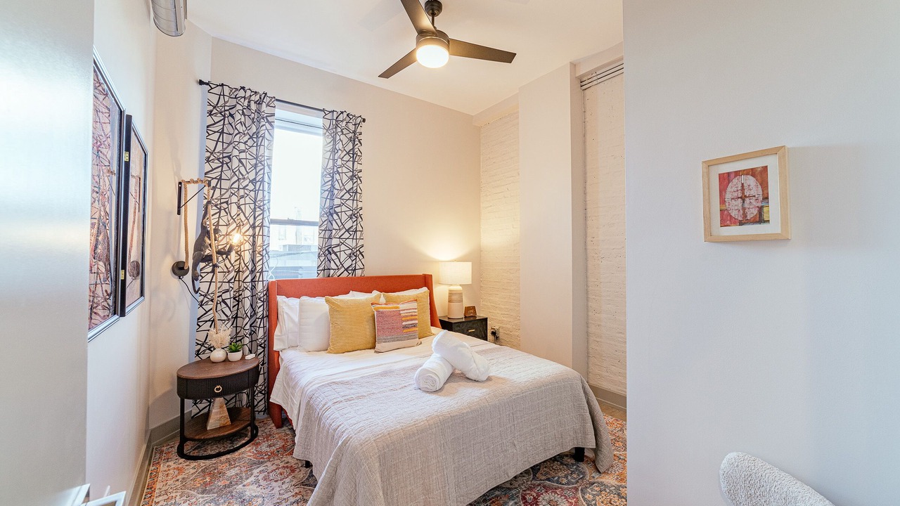 Photo of Bedroom in Wicker Park
