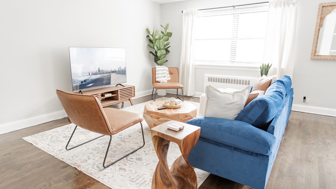 Photo of Livingroom in Rogers Park