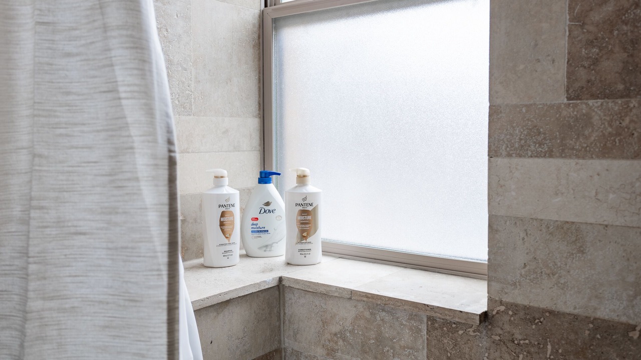 Photo of Bathroom in Rogers Park