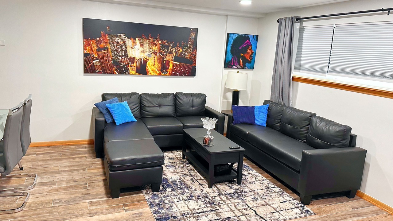 Photo of Livingroom in O'Hare