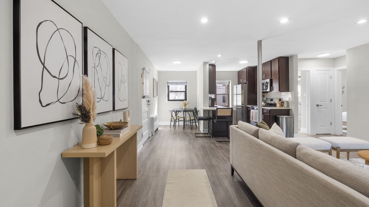 Photo of Livingroom in Forestview