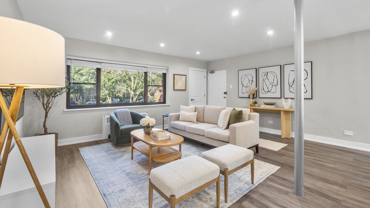 Photo of Livingroom in Forestview