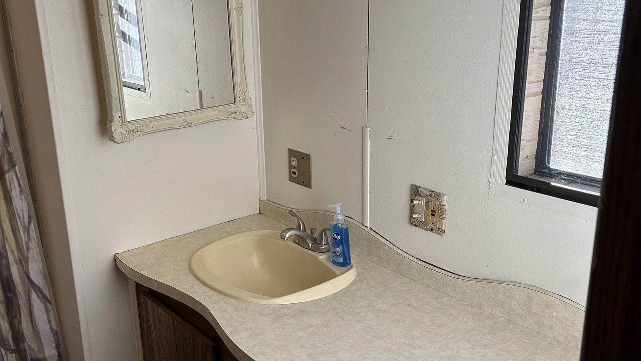 Photo of Bathroom in Dale