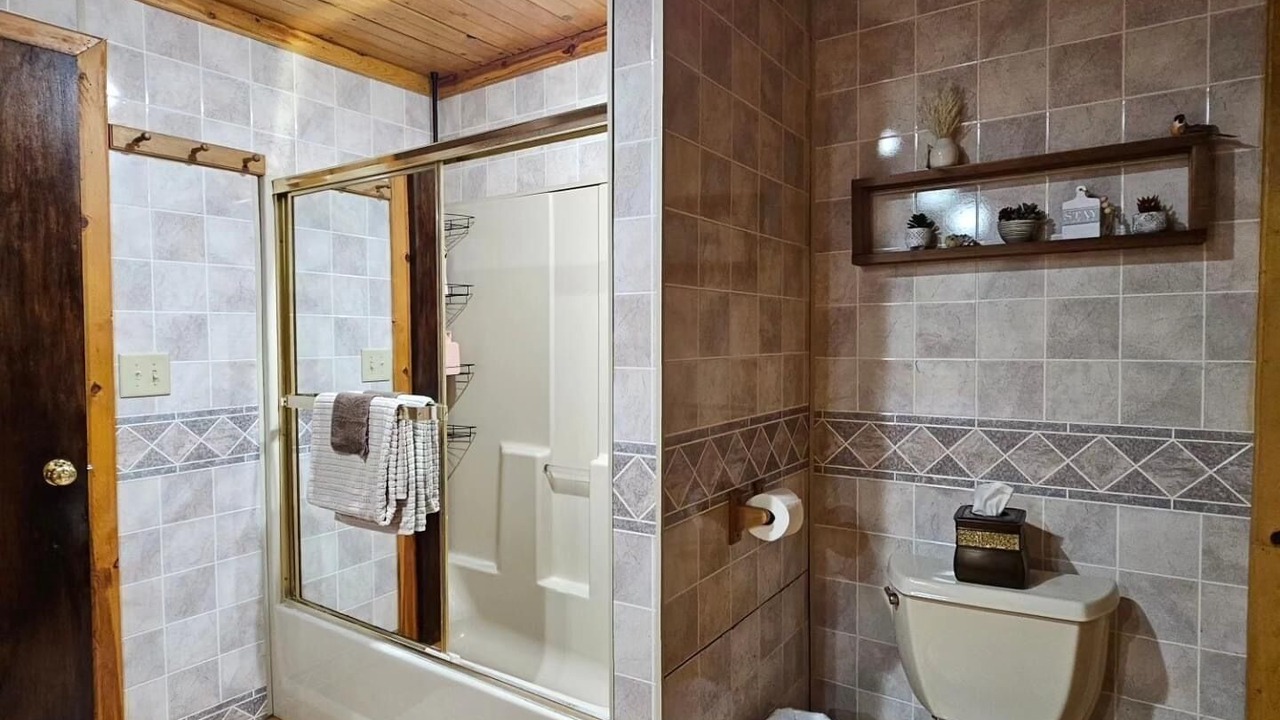 Photo of Bathroom in East Peoria