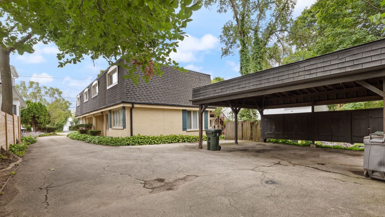 Photo of Outdoor in Lake Forest