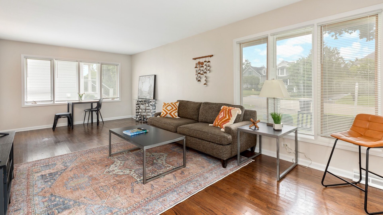 Photo of Livingroom in Lake Forest