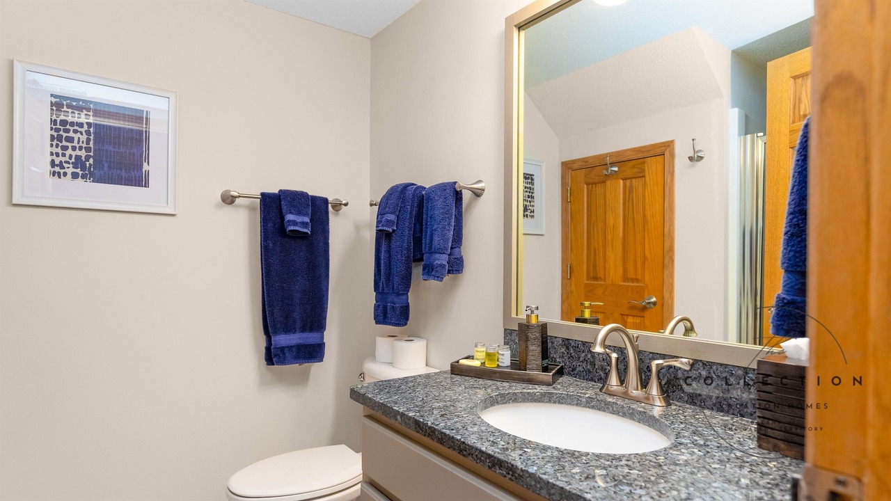 Photo of Bathroom in The Galena Territory