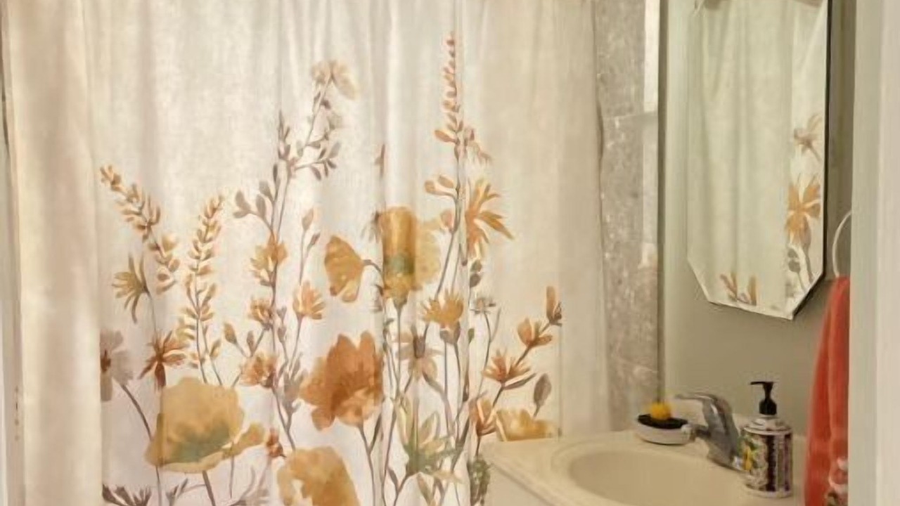 Photo of Bathroom in West Ridge