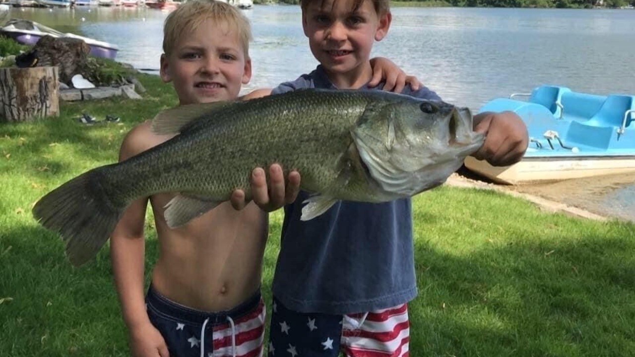 Photo of Others in Round Lake