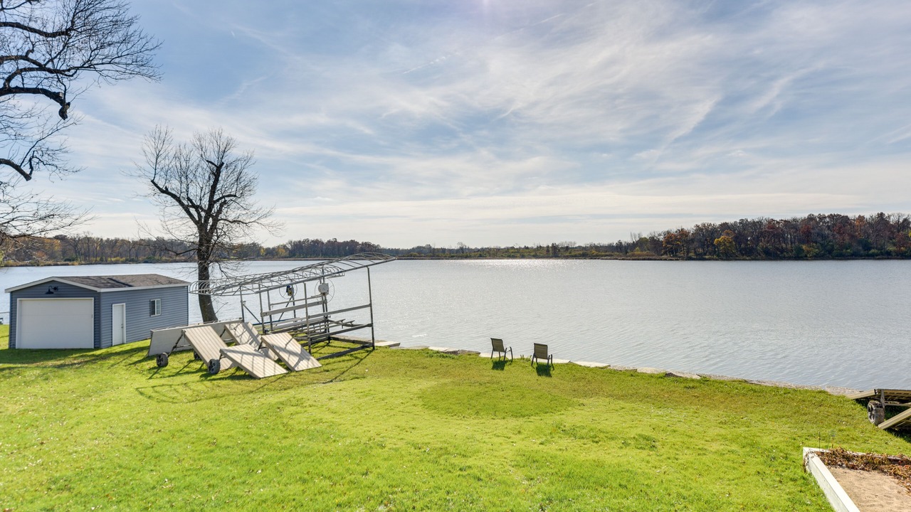 Photo of Others in Fox Lake